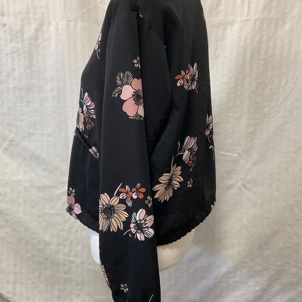 Who What Wear Black Bomber Jacket with Floral Design - Picture 2 of 10